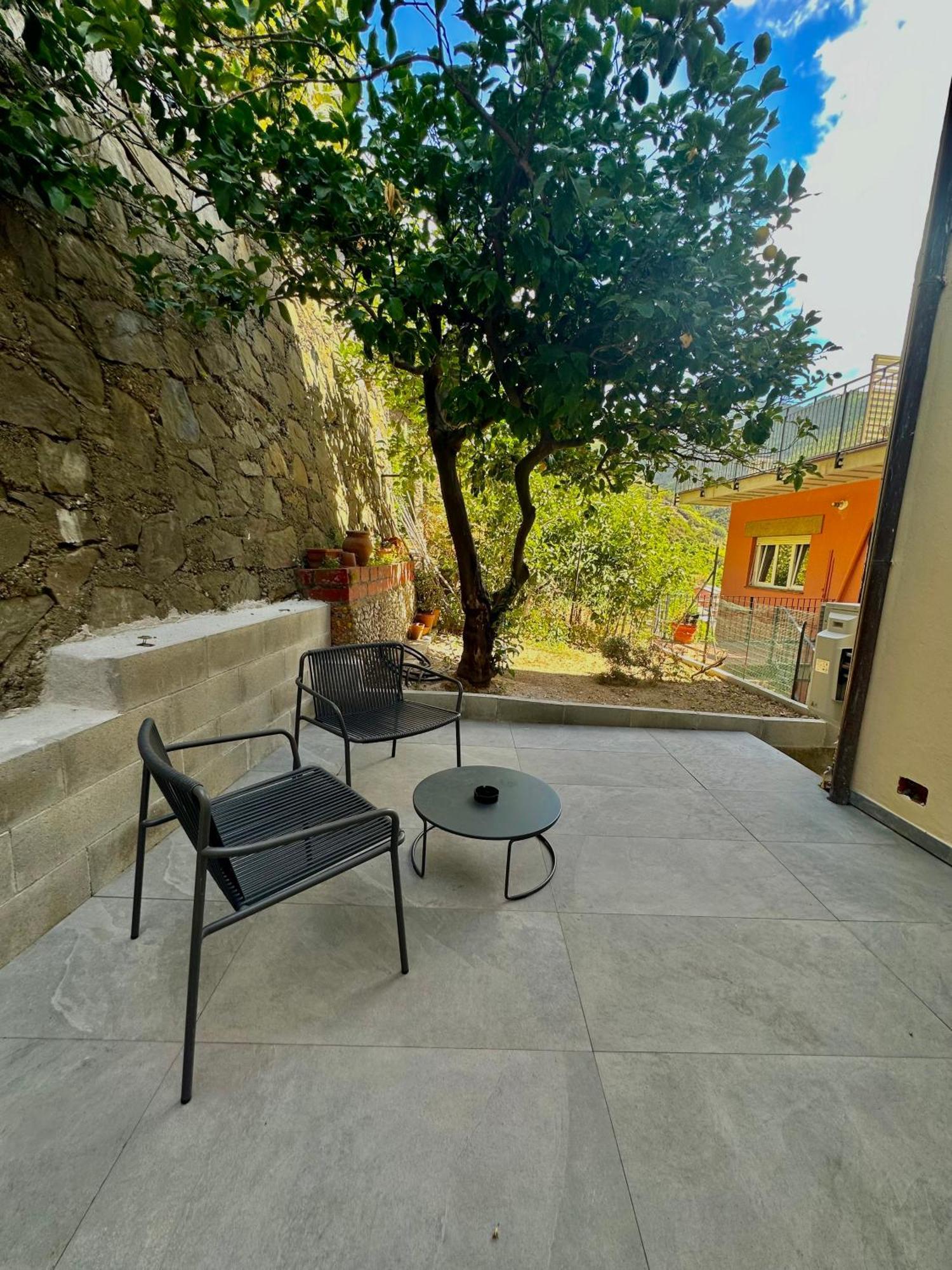 The Upper House Apartment Riomaggiore Exterior photo